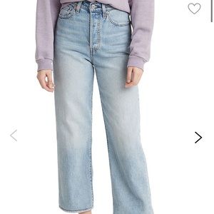 Levis ribcage straight ankle jeans